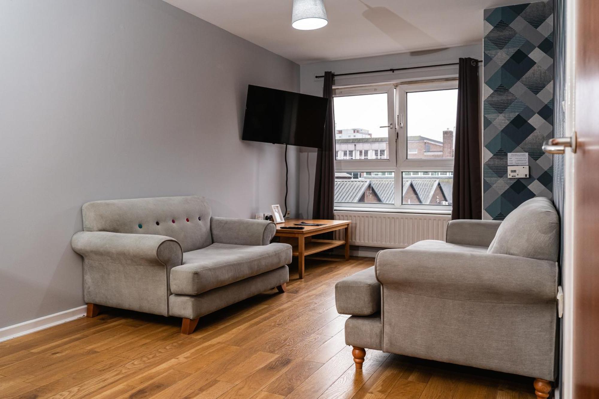 Central Apartment In Belfast City Centre - Sleeps 5 People Exterior photo