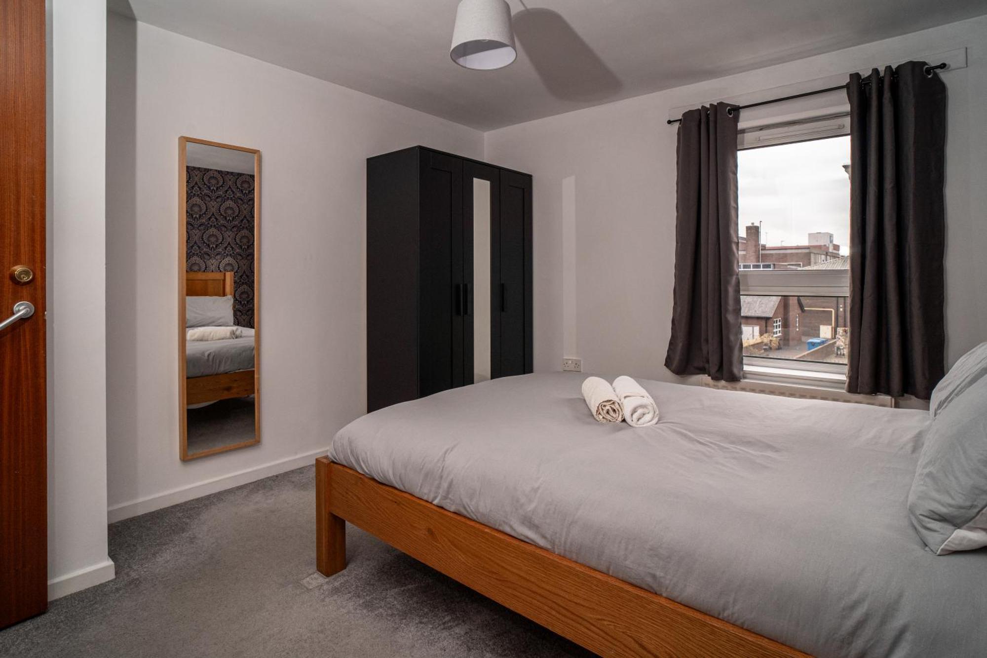 Central Apartment In Belfast City Centre - Sleeps 5 People Exterior photo