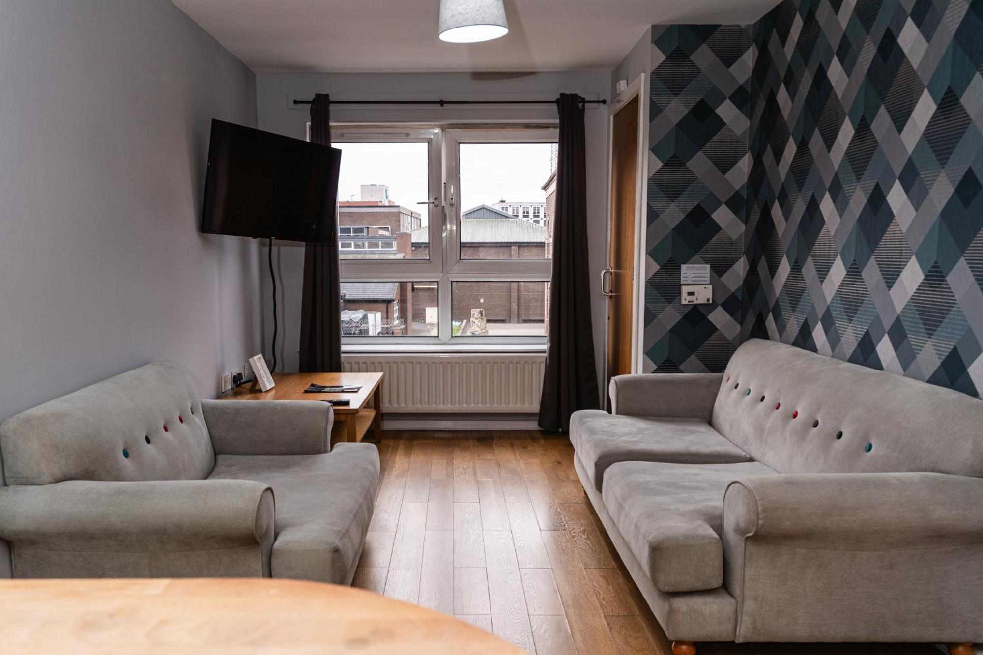 Central Apartment In Belfast City Centre - Sleeps 5 People Exterior photo